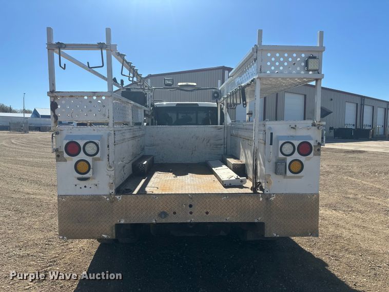 image for item EV5893 2017 Ford F550 Crew Cab utility / service truck