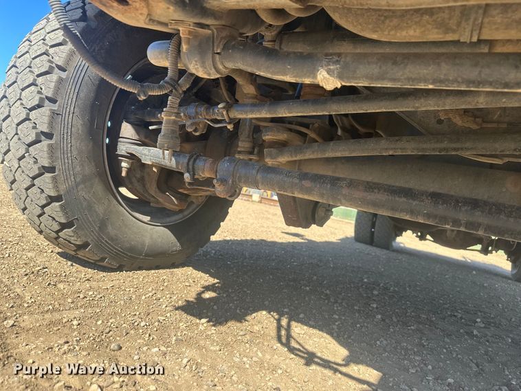 image for item EV5893 2017 Ford F550 Crew Cab utility / service truck