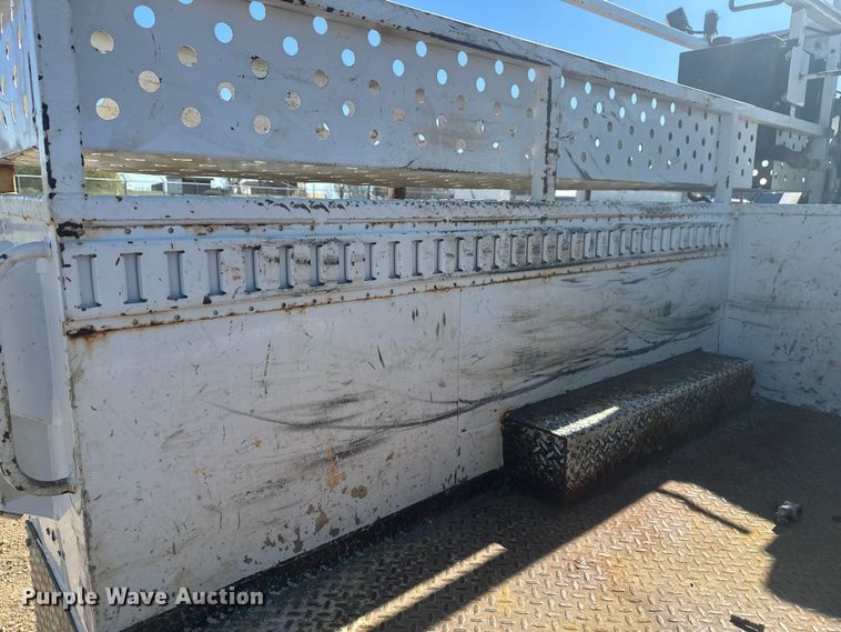 image for item EV5893 2017 Ford F550 Crew Cab utility / service truck