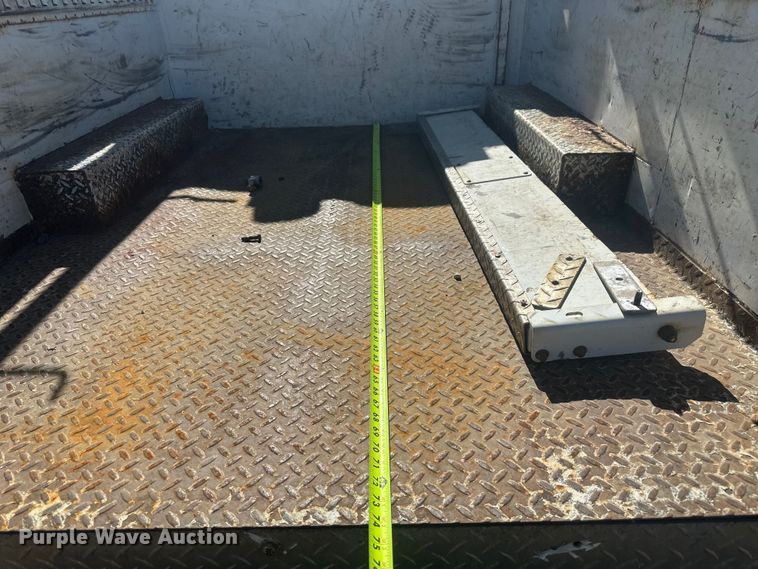 image for item EV5893 2017 Ford F550 Crew Cab utility / service truck