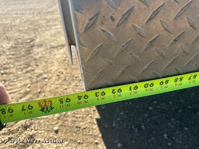 image for item EV5893 2017 Ford F550 Crew Cab utility / service truck