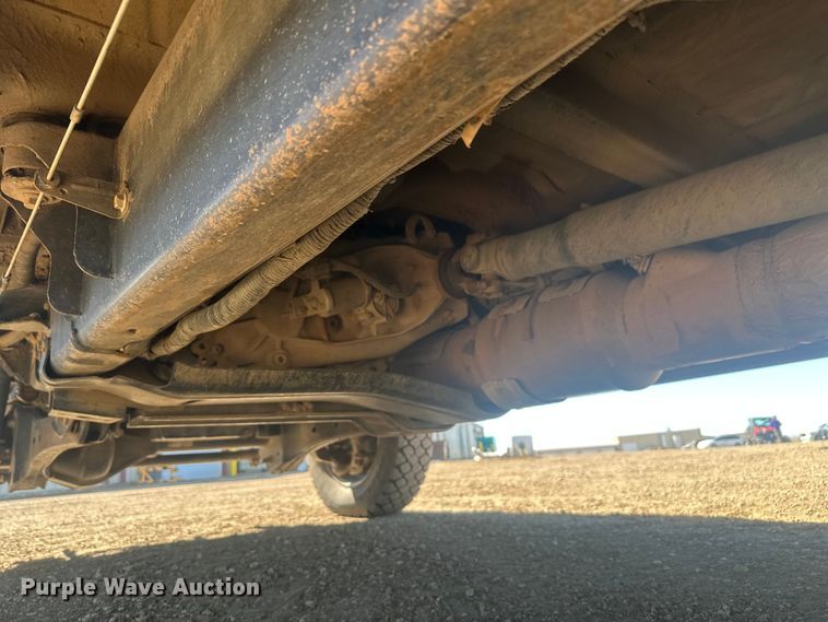 image for item EV5893 2017 Ford F550 Crew Cab utility / service truck