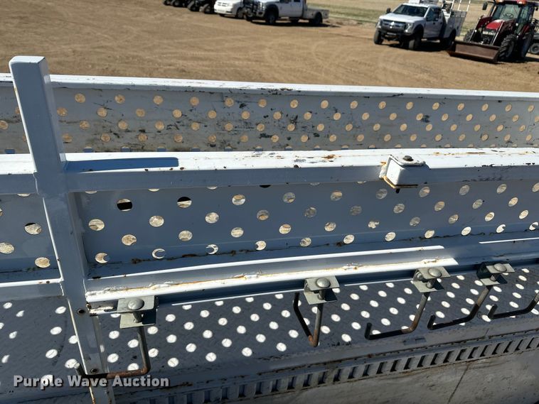 image for item EV5893 2017 Ford F550 Crew Cab utility / service truck