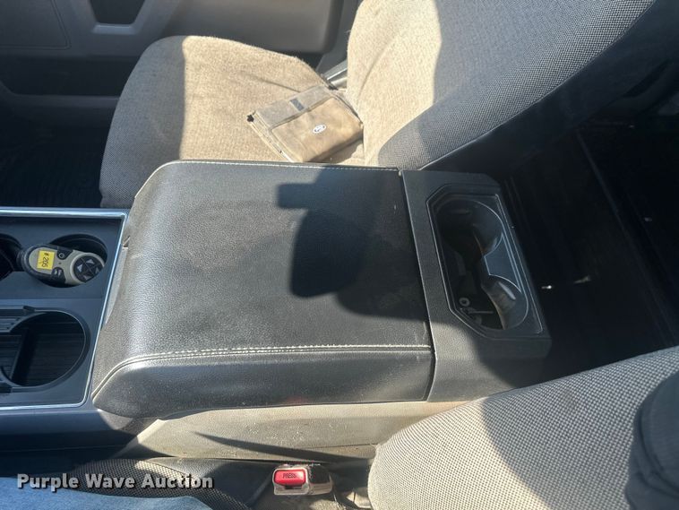 image for item EV5893 2017 Ford F550 Crew Cab utility / service truck