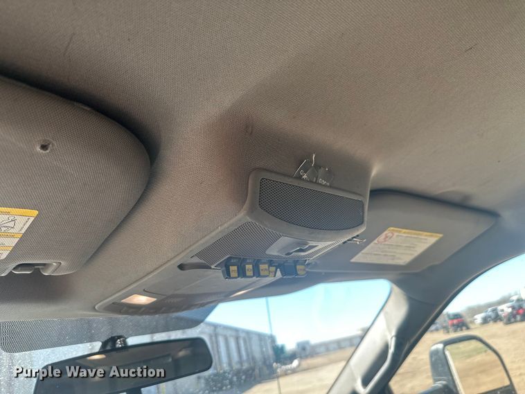 image for item EV5893 2017 Ford F550 Crew Cab utility / service truck