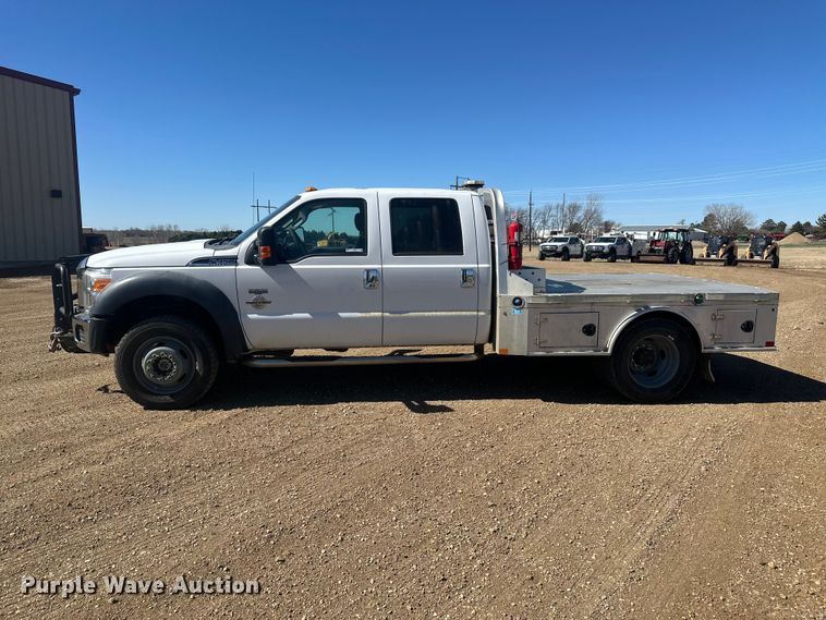 image for item EV5894 2011 Ford F450 Super Duty Crew Cab flatbed truck