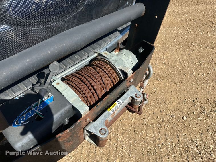 image for item EV5894 2011 Ford F450 Super Duty Crew Cab flatbed truck