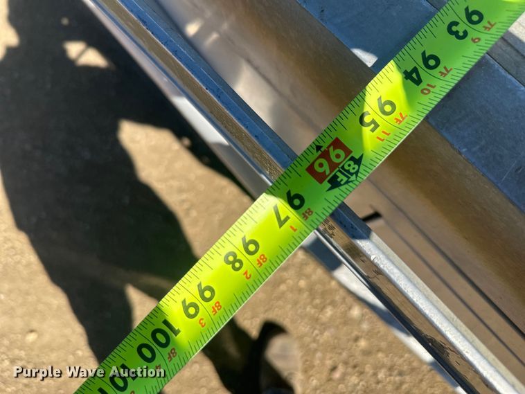 image for item EV5894 2011 Ford F450 Super Duty Crew Cab flatbed truck