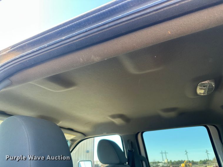 image for item EV5894 2011 Ford F450 Super Duty Crew Cab flatbed truck