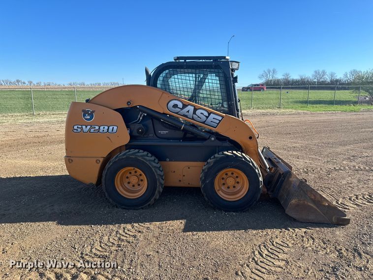 image for item EV5895 2015 Case SV280 skid steer loader