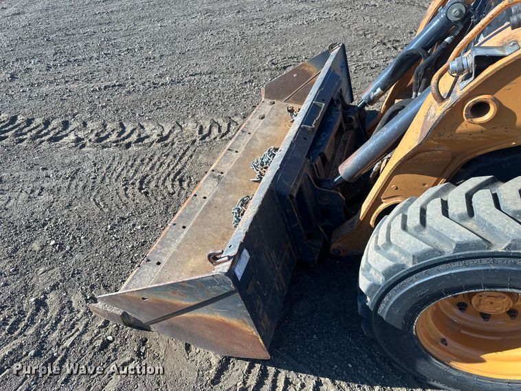 image for item EV5895 2015 Case SV280 skid steer loader