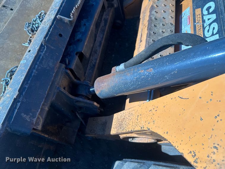image for item EV5895 2015 Case SV280 skid steer loader