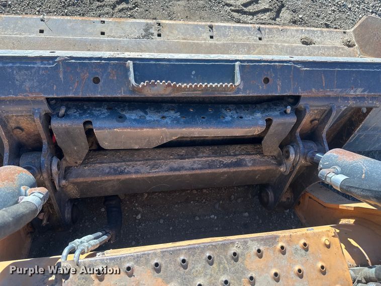 image for item EV5895 2015 Case SV280 skid steer loader