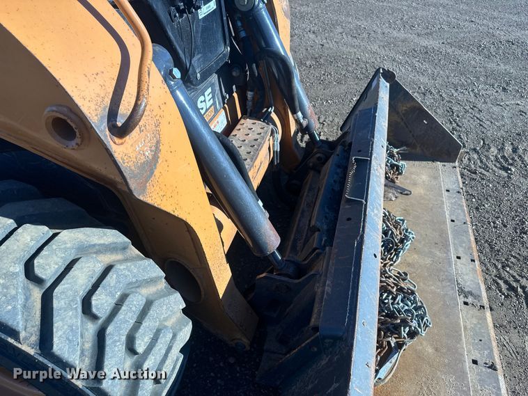 image for item EV5895 2015 Case SV280 skid steer loader