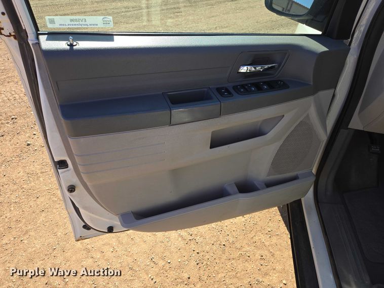 image for item EV5896 2008 Dodge Grand Caravan SE van