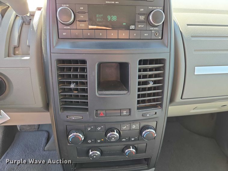 image for item EV5896 2008 Dodge Grand Caravan SE van