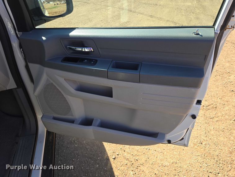 image for item EV5896 2008 Dodge Grand Caravan SE van