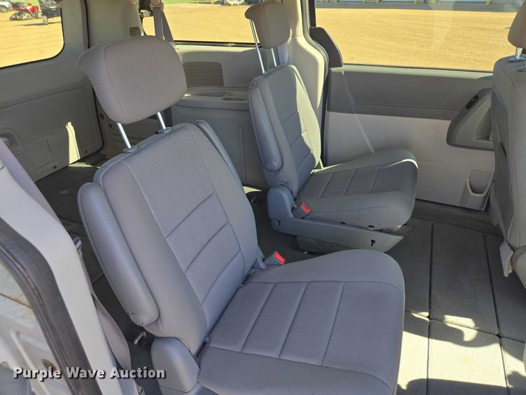 image for item EV5896 2008 Dodge Grand Caravan SE van