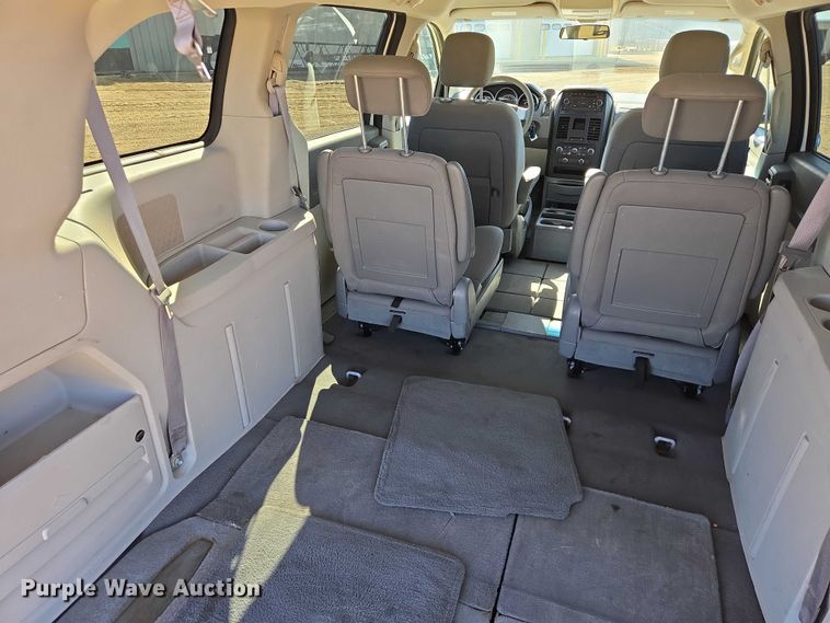 image for item EV5896 2008 Dodge Grand Caravan SE van
