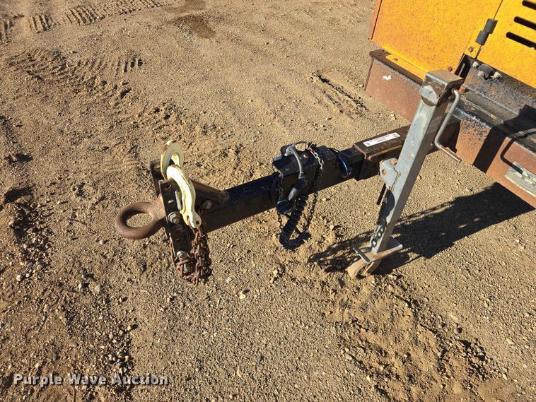 image for item EV5899 2012 Vermeer BC1200XL wood chipper