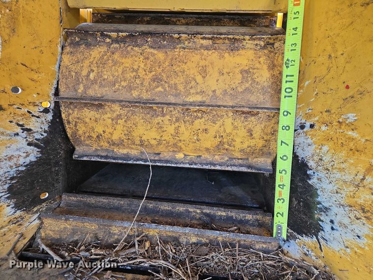 image for item EV5899 2012 Vermeer BC1200XL wood chipper