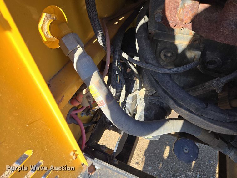 image for item EV5899 2012 Vermeer BC1200XL wood chipper