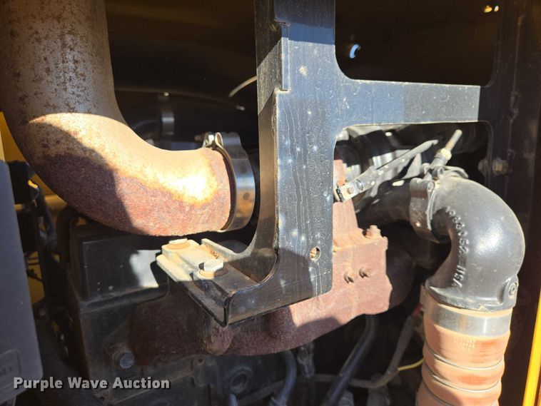 image for item EV5899 2012 Vermeer BC1200XL wood chipper