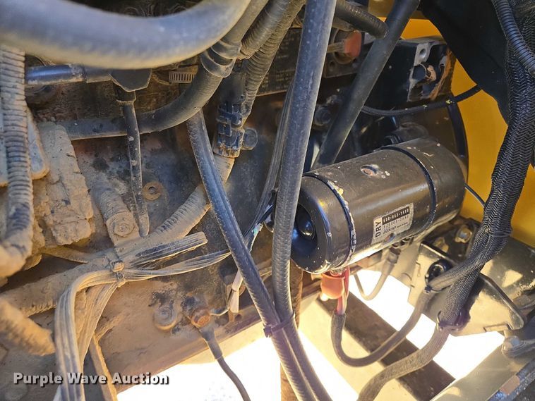 image for item EV5899 2012 Vermeer BC1200XL wood chipper