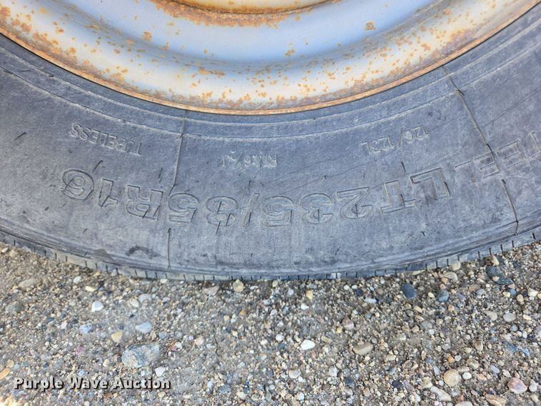 image for item EV5899 2012 Vermeer BC1200XL wood chipper