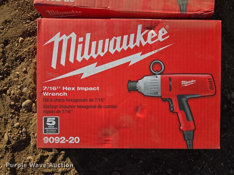 image for item EV5901 Assorted tools