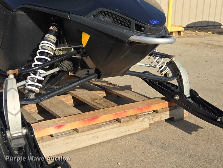 image for item EV5943 2011 Polaris 600 IQ Shift snowmobile