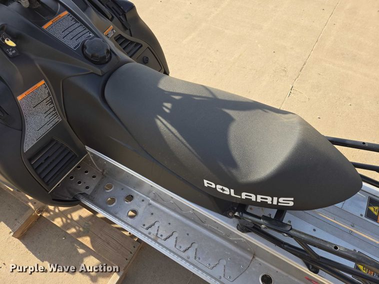 image for item EV5943 2011 Polaris 600 IQ Shift snowmobile