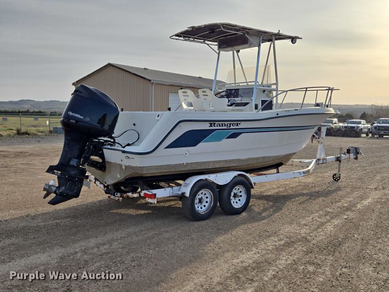 image for item EV5944 1995 Ranger 210C boat