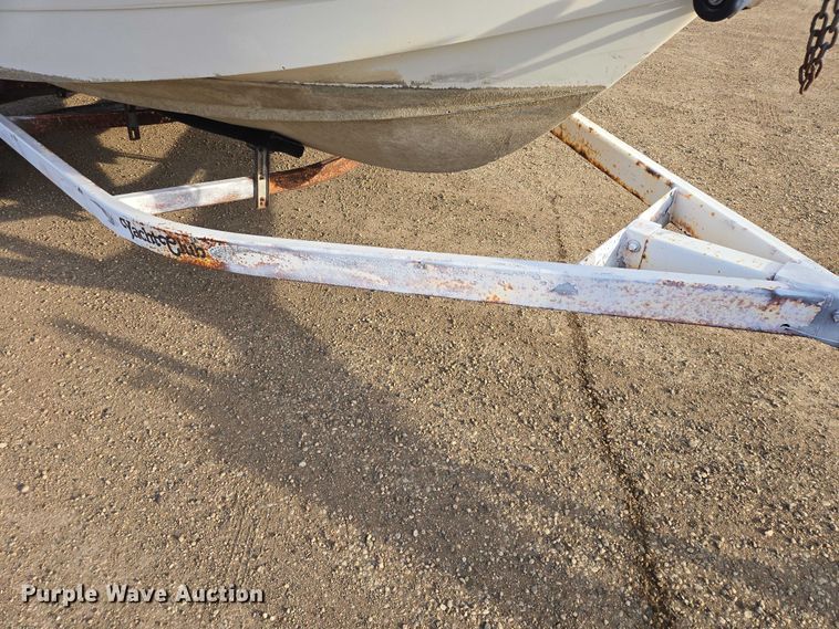 image for item EV5944 1995 Ranger 210C boat