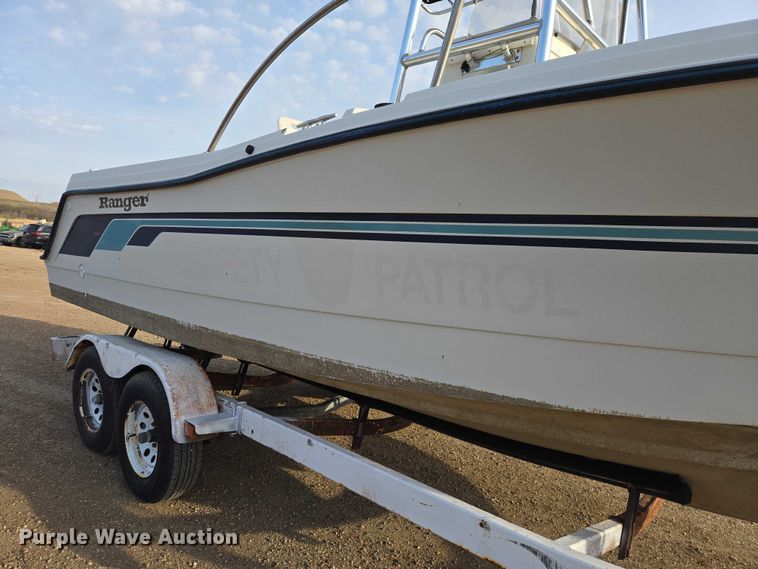 image for item EV5944 1995 Ranger 210C boat
