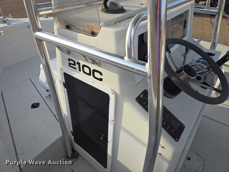 image for item EV5944 1995 Ranger 210C boat