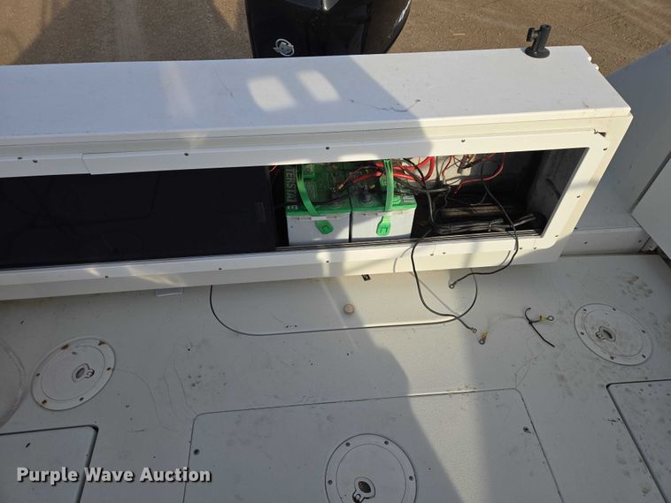 image for item EV5944 1995 Ranger 210C boat