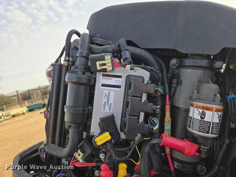 image for item EV5944 1995 Ranger 210C boat
