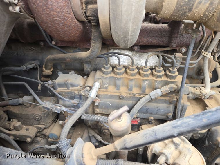 image for item EV5959 1989 Mack DM690S truck cab and chassis