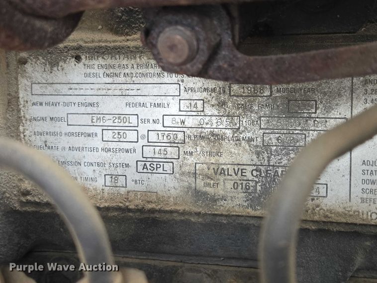 image for item EV5959 1989 Mack DM690S truck cab and chassis