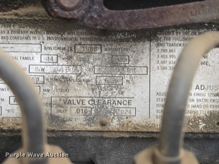 image for item EV5959 1989 Mack DM690S truck cab and chassis
