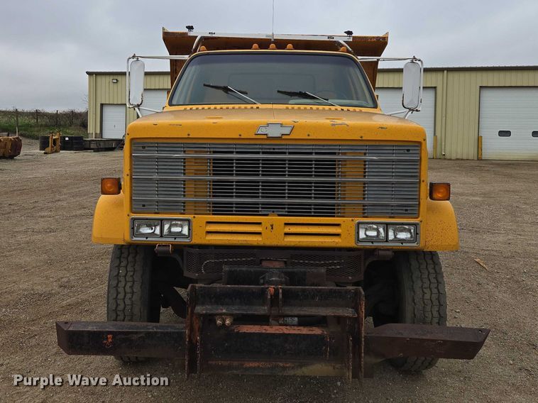 image for item EV5960 1989 Chevrolet C70 dump truck