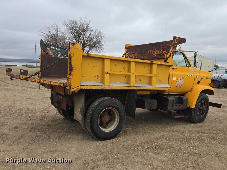 image for item EV5960 1989 Chevrolet C70 dump truck