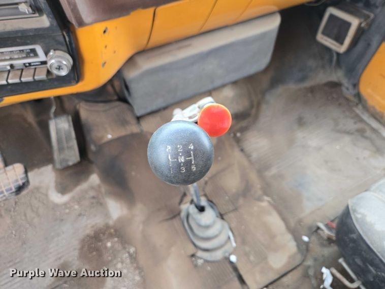 image for item EV5960 1989 Chevrolet C70 dump truck