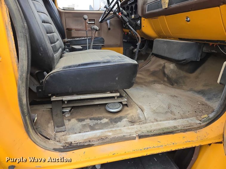 image for item EV5960 1989 Chevrolet C70 dump truck