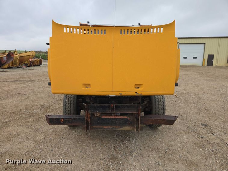 image for item EV5960 1989 Chevrolet C70 dump truck
