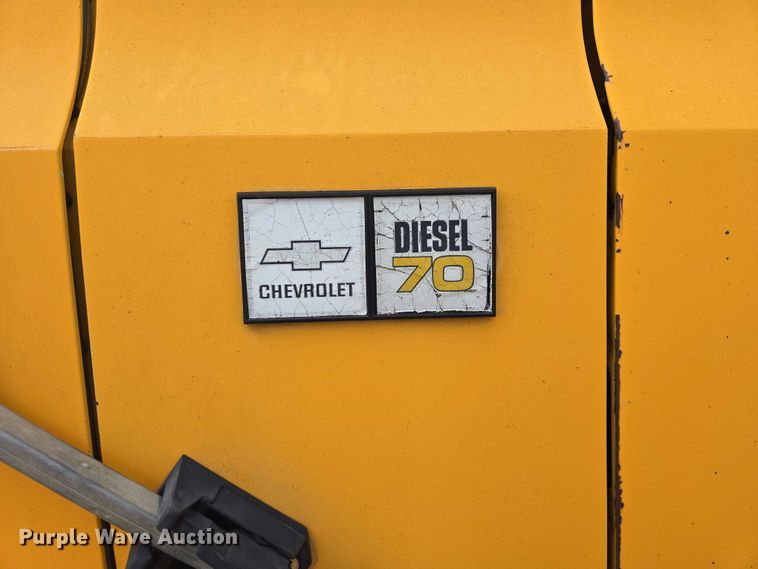 image for item EV5960 1989 Chevrolet C70 dump truck