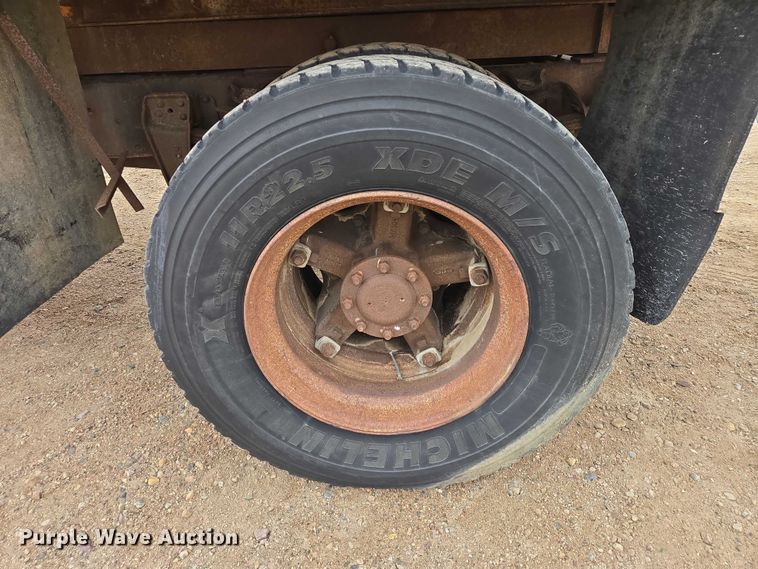 image for item EV5960 1989 Chevrolet C70 dump truck