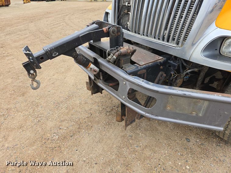 image for item EV5962 2005 International 7500 dump truck