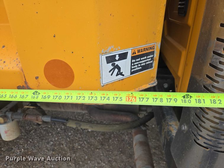 image for item EV5962 2005 International 7500 dump truck